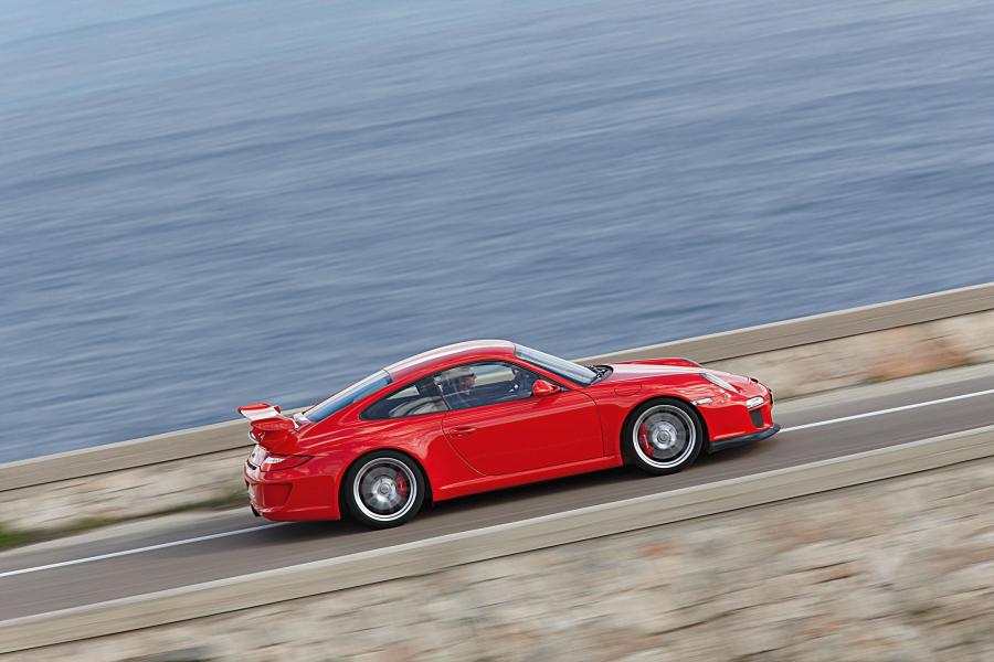  Porsche 911 GT3 2009 года  (фото 23 из 39)